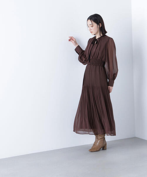 NATURAL BEAUTY BASIC(ナチュラルビューティーベーシック)の「◇ベロアリボンプリーツワンピース(ワンピース・レディース・ダークブラウン/ベージュ・P/S/MEDIUM)」の22枚目の写真
