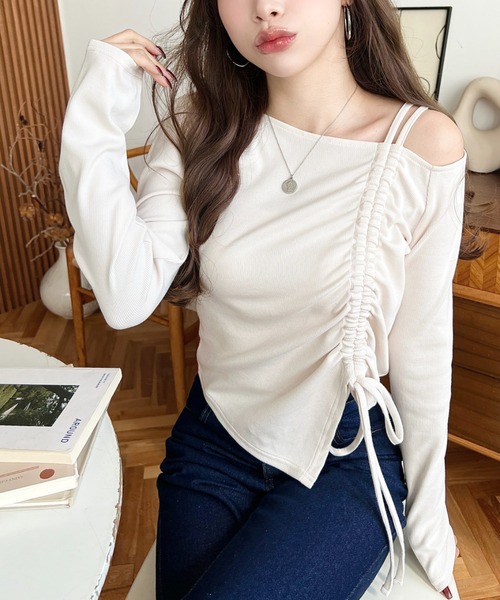 moment+(モーメントプラス)の「ワンショルドロストリボン長袖リブカットソートップス(Tシャツ/カットソー・レディース・アイボリー/チャコールグレー/ブラック/ネイビー・M/L)」の14枚目の写真