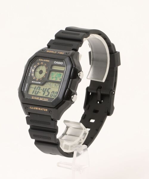 CASIO（カシオ）の「CASIO カシオ スタンダード デジタルウォッチ ラバーベルト 100M防水 腕時計 クォーツ ラバーベルト /// AEシリーズ（アナログ腕時計・メンズ・ブラック×シルバー/ブラック×ゴールド・FREE）」の5枚目の写真