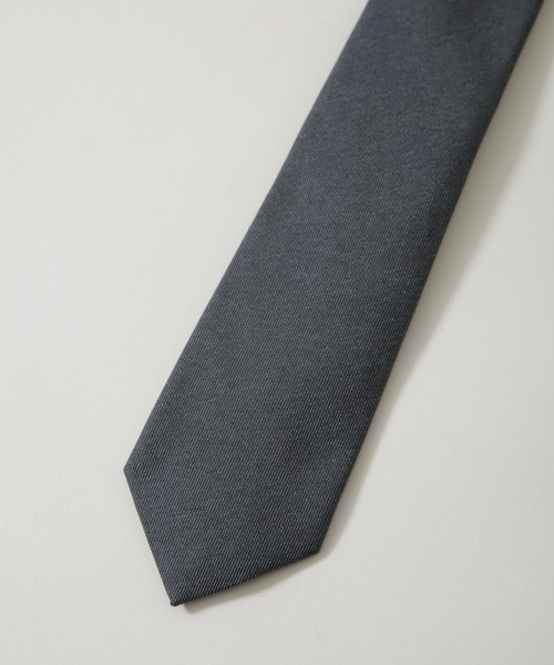 NANO universe(ナノユニバース)の「京都西陣ウォッシャブルメランジソリッドネクタイ(ネクタイ・メンズ・チャコール・FREE)」の3枚目の写真