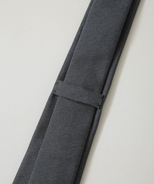 NANO universe(ナノユニバース)の「京都西陣ウォッシャブルメランジソリッドネクタイ(ネクタイ・メンズ・チャコール・FREE)」の4枚目の写真