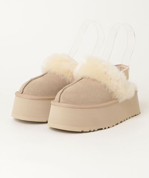 UGG(アグ)の「W FUNKETTE 1113474-MDSD(サンダル・レディース・ベージュ・9/8/7/6/5)」の8枚目の写真