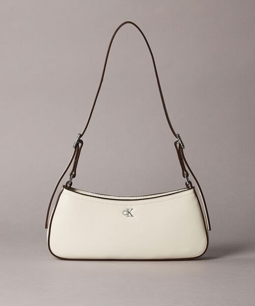 Calvin Klein（カルバン・クライン）の「CKモノグラム スモールショルダーバッグ（ショルダーバッグ・レディース・ブラック/ホワイト・FREE）」の9枚目の写真