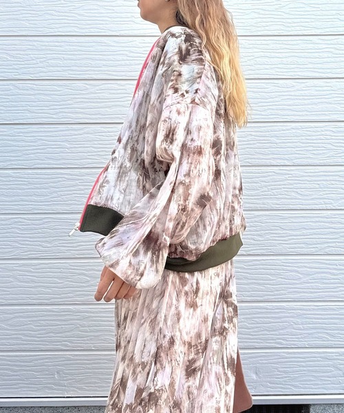 Q(キュー)の「ニュアンスカラーブルゾン(ブルゾン・レディース・ベージュ系その他/ピンク/カーキ・MEDIUM)」の2枚目の写真