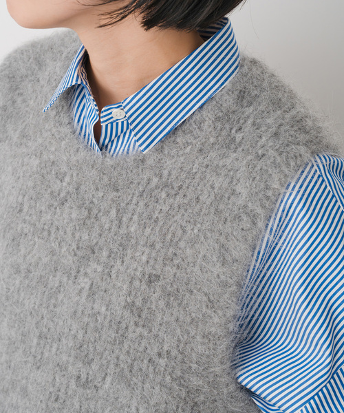 Spick & Span（スピックアンドスパン）の「アルパカ混ニットベスト（ベスト・レディース・グレー/ブラウン・FREE）」の9枚目の写真