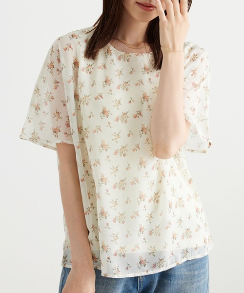 BELLUNA PLUS(ベルーナ)の「シフォン素材ドルマンデザインブラウス(シャツ/ブラウス・レディース・ホワイト系その他/ネイビー系/アイボリー・X-LARGE/LARGE/MEDIUM)」の9枚目の写真