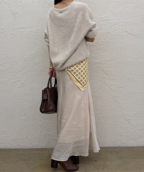 LOUNGEDRESS(ラウンジドレス)の「とろみフレアスカート(スカート・レディース・アイボリー/ブラック/ブラウン・SMALL/MEDIUM)」の6枚目の写真