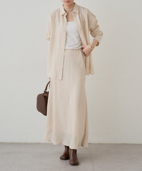 LOUNGEDRESS(ラウンジドレス)の「とろみフレアスカート(スカート・レディース・アイボリー/ブラック/ブラウン・SMALL/MEDIUM)」の14枚目の写真