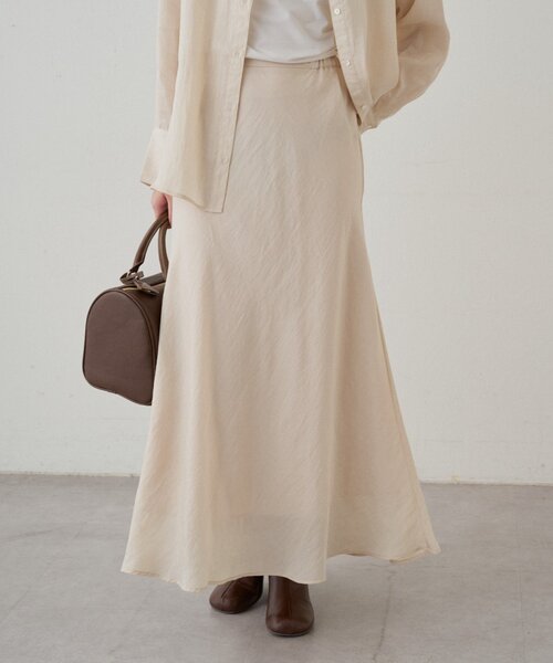 LOUNGEDRESS(ラウンジドレス)の「とろみフレアスカート(スカート・レディース・アイボリー/ブラック/ブラウン・SMALL/MEDIUM)」の20枚目の写真