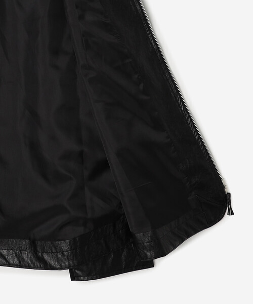 Bshop（ビショップ）の「eunoia | フェイクレザー ジャケット WOMEN（ノーカラージャケット・レディース・ブラック・ONE）」の8枚目の写真