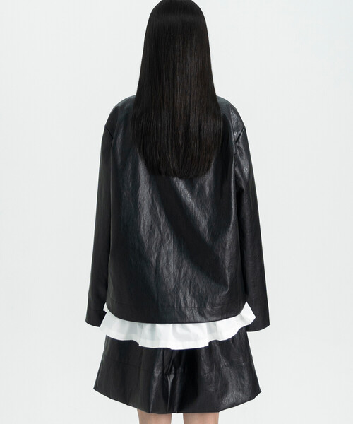 Bshop（ビショップ）の「eunoia | フェイクレザー ジャケット WOMEN（ノーカラージャケット・レディース・ブラック・ONE）」の14枚目の写真