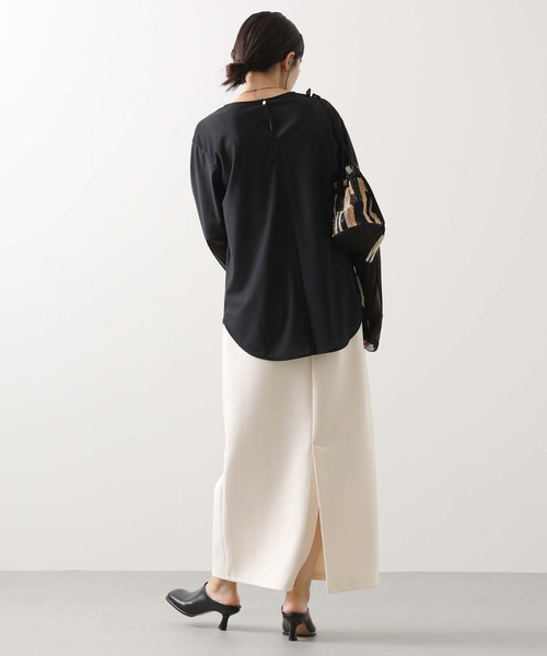 CLOCHE（クロシェ）の「袖シアー裾ラウンドT（Tシャツ/カットソー・レディース・オフホワイト/ブラック・FREE）」の13枚目の写真