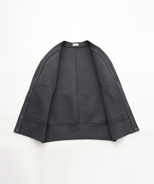 CAST:（キャストコロン）の「【イージーケア/着回し抜群】ダンボールミドルブルゾン（カーディガン/ボレロ・レディース・グレー系その他2/オフホワイト・M）」の12枚目の写真