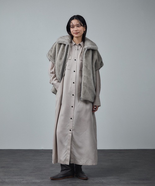 SALON adam et rope'(サロン アダム エ ロペ)の「【WEB限定】グラデーションファージレ(ベスト・レディース・グレー/キャメル・FREE)」の4枚目の写真