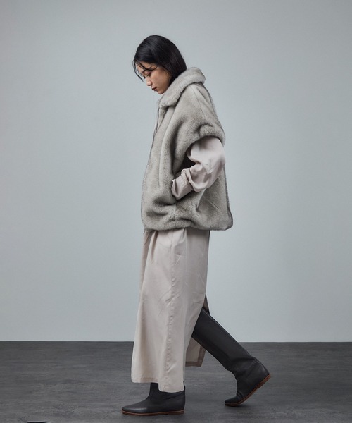 SALON adam et rope'(サロン アダム エ ロペ)の「【WEB限定】グラデーションファージレ(ベスト・レディース・グレー/キャメル・FREE)」の6枚目の写真