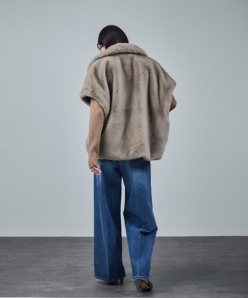 SALON adam et rope'(サロン アダム エ ロペ)の「【WEB限定】グラデーションファージレ(ベスト・レディース・グレー/キャメル・FREE)」の18枚目の写真