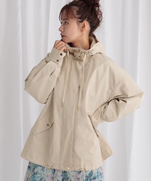 mysty woman（ミスティウーマン）の「ツイルマウンテンパーカー 582488（マウンテンパーカー・レディース・ネイビー/ベージュ/ブラウン・FREE）」の15枚目の写真
