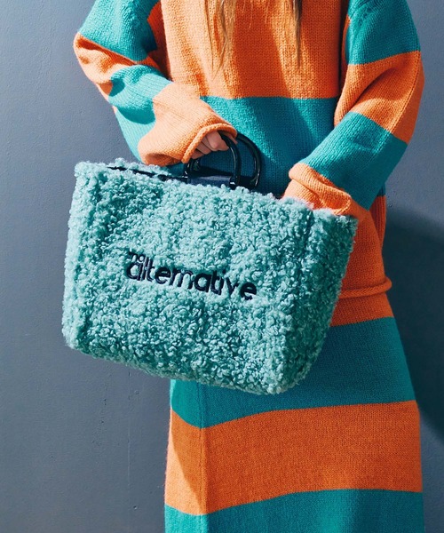 RNA(アールエヌエー)の「E5185 シープボアBIGトート(トートバッグ・レディース・イエロー/ベージュ/ブルー・FREE)」の3枚目の写真