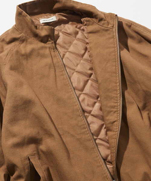 FREAK'S STORE(フリークスストア)の「限定展開 ビッグシルエット スタンドカラー ダック ブルゾン / キルティング 中綿(ブルゾン・メンズ・ブラック/チャコールグレー/ブラウン/ベージュ・SMALL/MEDIUM/LARGE)」の10枚目の写真