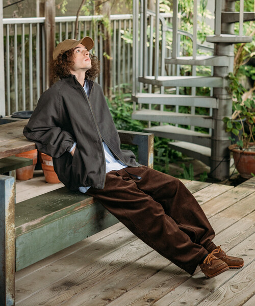 FREAK'S STORE(フリークスストア)の「限定展開 ビッグシルエット スタンドカラー ダック ブルゾン / キルティング 中綿(ブルゾン・メンズ・ブラック/チャコールグレー/ブラウン/ベージュ・SMALL/MEDIUM/LARGE)」の19枚目の写真