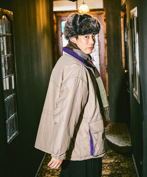 niko and...(ニコアンド)の「ナイロンスタンドブルゾン(ブルゾン・メンズ・スモーク/ブルー/ブラック・MEDIUM/LARGE)」の4枚目の写真