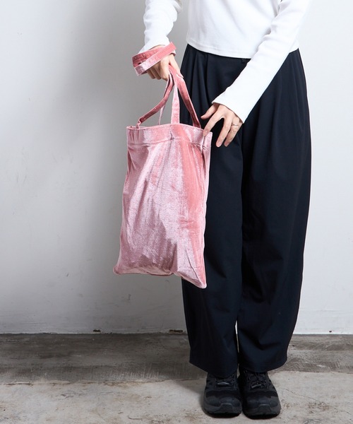 SPRUCE(スプルース)の「EM:プマキラキラトート(トートバッグ・レディース・ブラック/カーキ/ライトピンク/ベージュ・FREE)」の22枚目の写真