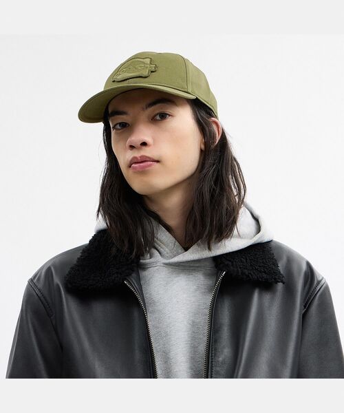 COACH(コーチ)の「ソーホー フラット ブリム ベースボール ハット(キャップ・レディース・グリーン系その他・ONE)」の2枚目の写真