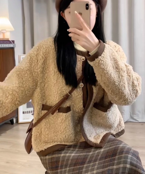 MAISON DE THERESE(メゾン ド テレーズ)の「ノーカラー ボアブルゾン(ブルゾン・レディース・アイボリー/ブラウン・S/M/L)」の14枚目の写真