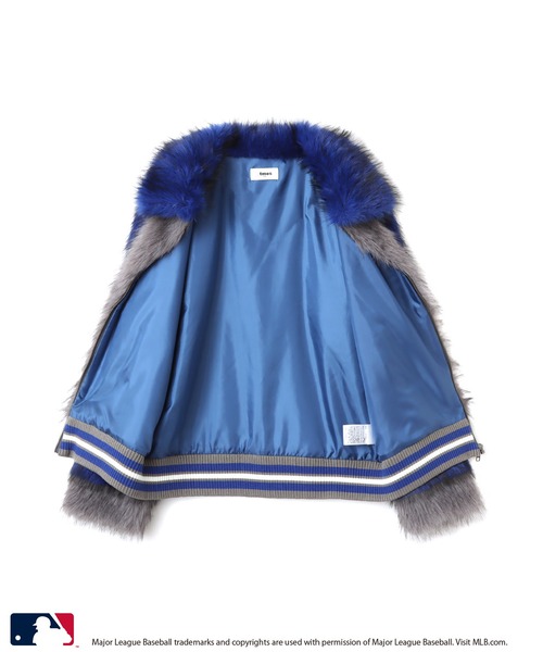 MLB(メジャーリーグベースボール)の「atmos pink MLB Faux Far Blouson / アトモス ピンク MLB フォー ファー ブルゾン 【SP】(その他アウター・レディース・グレー/ベージュ/ネイビー・FREE)」の5枚目の写真
