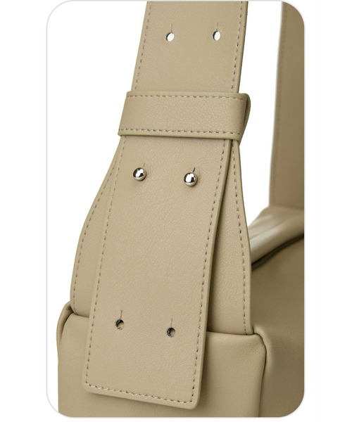 EMIS(イミス)の「WIDE STRAP HOBO BAG(ショルダーバッグ・レディース・バーガンディー/ブラウン/ベージュ/ブラック・FREE)」の11枚目の写真