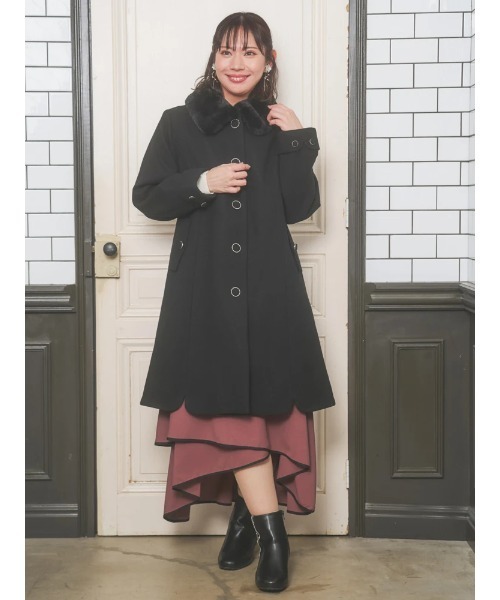 Jane Marple Dans Le Salon ファー付き黒ウールコート Jane Marple Dans Le Salon ファー付き黒ウールコート Jane Marple