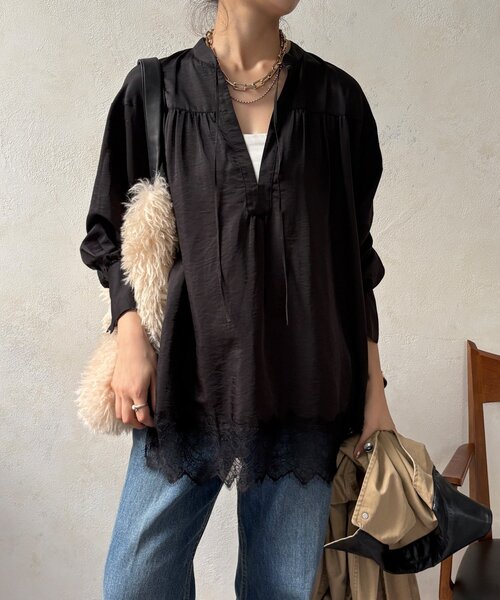 DouDou(ドゥドゥ)の「レース切替チュニック(シャツ/ブラウス・レディース・ボルドー/ブラック/オフホワイト・FREE)」の2枚目の写真