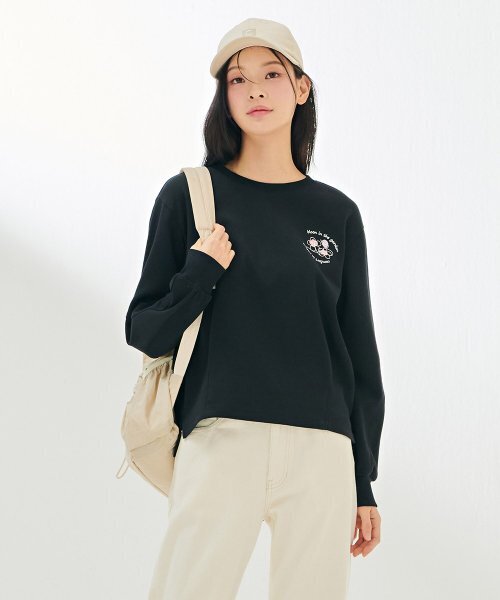 CHASECULT（チェイスカルト）の「女性裾変形スウェットTシャツ-DARG5164B03（スウェット・レディース・ブラック・90/85）」の3枚目の写真