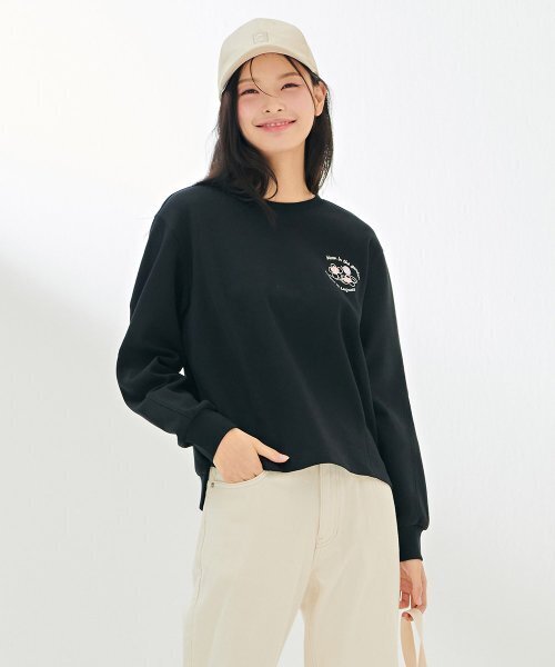 CHASECULT（チェイスカルト）の「女性裾変形スウェットTシャツ-DARG5164B03（スウェット・レディース・ブラック・90/85）」の4枚目の写真