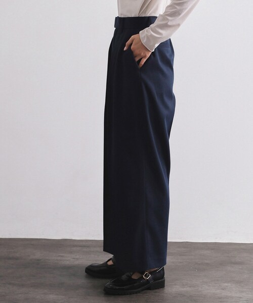 OPAQUE.CLIP（オペークドットクリップ）の「カルゼタックワイドパンツ【洗濯機OK】（その他パンツ・レディース・オフホワイト/ネイビー・38/40）」の12枚目の写真