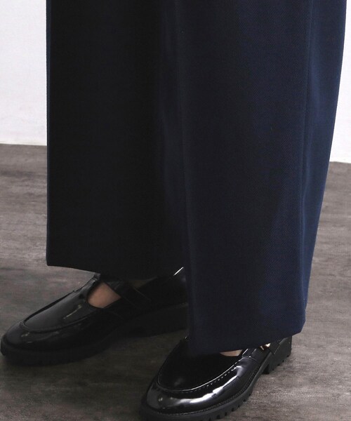 OPAQUE.CLIP（オペークドットクリップ）の「カルゼタックワイドパンツ【洗濯機OK】（その他パンツ・レディース・オフホワイト/ネイビー・38/40）」の17枚目の写真