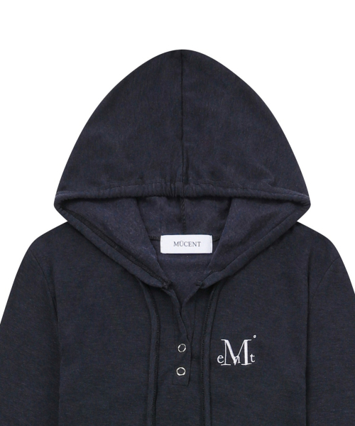 MUCENT(ムセント)の「シアンフードネックスリムフィットワンピース (4カラー)(ワンピース・レディース・チャコール/ダークグレー/グレー/ブラック・FREE)」の11枚目の写真