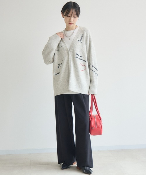 Paradise Picnic(パラダイスピクニック)の「ROSIEE レタリング刺繍ニットカーディガン(カーディガン/ボレロ・レディース・レッド/グレー・FREE)」の15枚目の写真