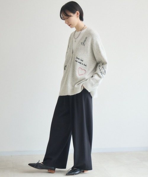 Paradise Picnic(パラダイスピクニック)の「ROSIEE レタリング刺繍ニットカーディガン(カーディガン/ボレロ・レディース・レッド/グレー・FREE)」の14枚目の写真