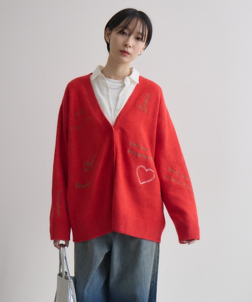 Paradise Picnic(パラダイスピクニック)の「ROSIEE レタリング刺繍ニットカーディガン(カーディガン/ボレロ・レディース・レッド/グレー・FREE)」の21枚目の写真