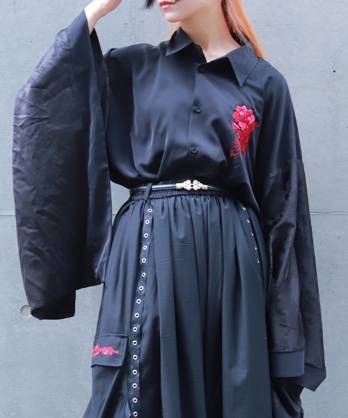 REZEN（リゼン）の「牡丹刺繍和袖シャツ（シャツ/ブラウス・メンズ・ブルーパープル/ライトグレー/ローズ・LARGE/MEDIUM）」の4枚目の写真
