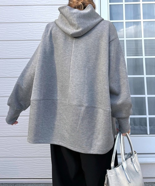 Q（キュー）の「裾配色ZIPプルオーバー（パーカー・レディース・ライトグレー/ピンク・MEDIUM）」の20枚目の写真