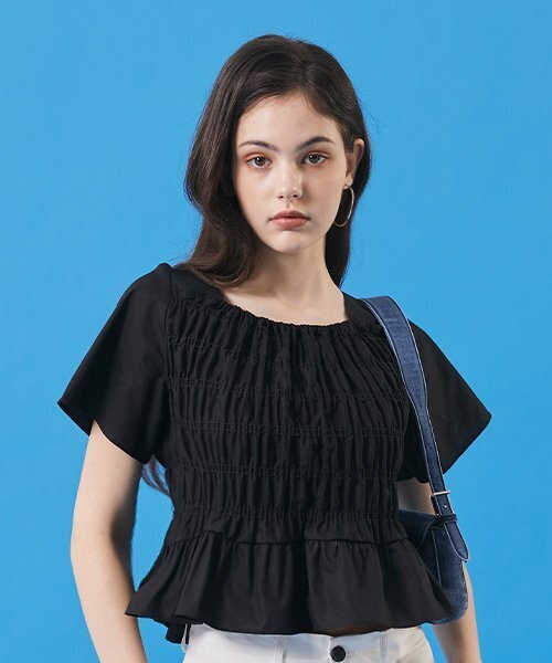 KOLEAT（コレット）の「ウィメンズ クロッププリーツ ウィーンフレア 半袖Tシャツ [ブラック]（Tシャツ/カットソー・レディース・その他・FREE）」の3枚目の写真