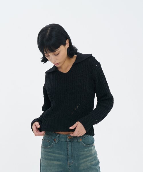 BLOND9(ブロンドナイン)の「ボリュームオープンカラー boucleニット_ブラック(ニット/セーター・レディース・その他・MEDIUM/SMALL)」の5枚目の写真