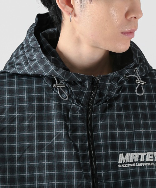 LUXSTYLE(ラグスタイル)の「チェック柄フード付きブルゾン(マウンテンパーカー・メンズ・C/A/B・M/L)」の8枚目の写真