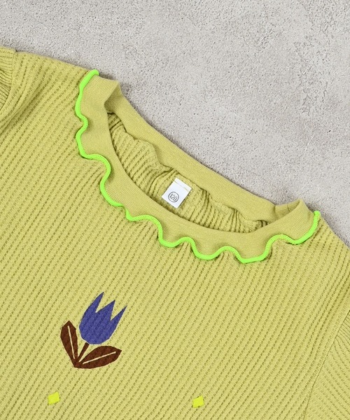 MARKEY'S（マーキーズ）の「スモッキングスリーブワッフルカットソー（Tシャツ/カットソー・キッズ・グレー/オフホワイト/イエロー・100/150/140/110/90/80/130/120）」の4枚目の写真