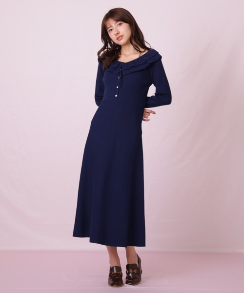 JILL by JILL STUART（ジルバイジルスチュアート）の「◇フリル襟バイカラーニットワンピース（ワンピース・レディース・ブラック/ネイビー・FREE）」の8枚目の写真