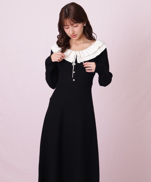 JILL by JILL STUART（ジルバイジルスチュアート）の「◇フリル襟バイカラーニットワンピース（ワンピース・レディース・ブラック/ネイビー・FREE）」の5枚目の写真