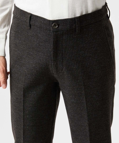 MICHEL KLEIN HOMME   （ミッシェルクランオム）の「ストライプスラックスパンツ（スラックス・メンズ・ブラウン/ダークグレー・MEDIUM/LARGE/X-LARGE）」の10枚目の写真