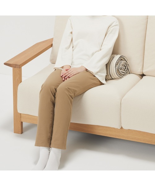 無印良品(ムジルシリョウヒン)の「綿洗いざらしシートクッション ロングタイプ 50×150cm(クッション/クッションカバー・メンズ・ホワイト系/グレー系・FREE)」の5枚目の写真
